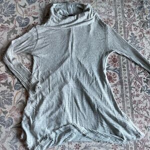 Free People Light Gray Mock Turtleneck Sweater, Size XS
